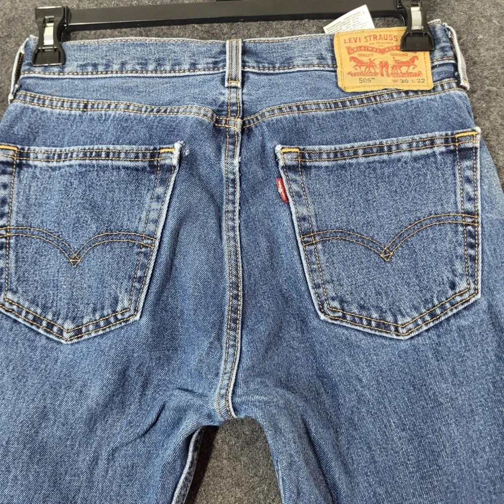 Levis 505 Regular Fit Straight Leg Jeans Mens 30x31 Blue Denim